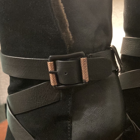 Calvin Klein Tanya Boots. HTF. Unique and flirty! - Picture 4 of 11